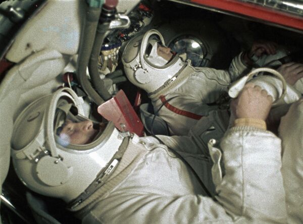 الکسی لئونوف در ماموریت واسخود-۲ نخستین راهپیمایی فضایی را انجام داد - اسپوتنیک ایران  