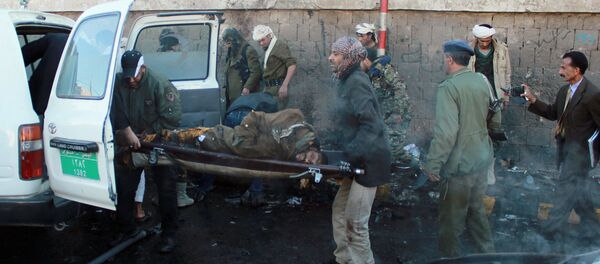 سعودی ها برادران عربی خود را بمباران می کنند سعودی ها برادران عربی خود را بمباران می کنند - اسپوتنیک ایران