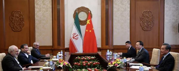 محمدجواد ظریف و وانگ یی وزیر امور خارجه ایران و چین محمدجواد ظریف و وانگ یی وزیر امور خارجه ایران و چین - اسپوتنیک ایران