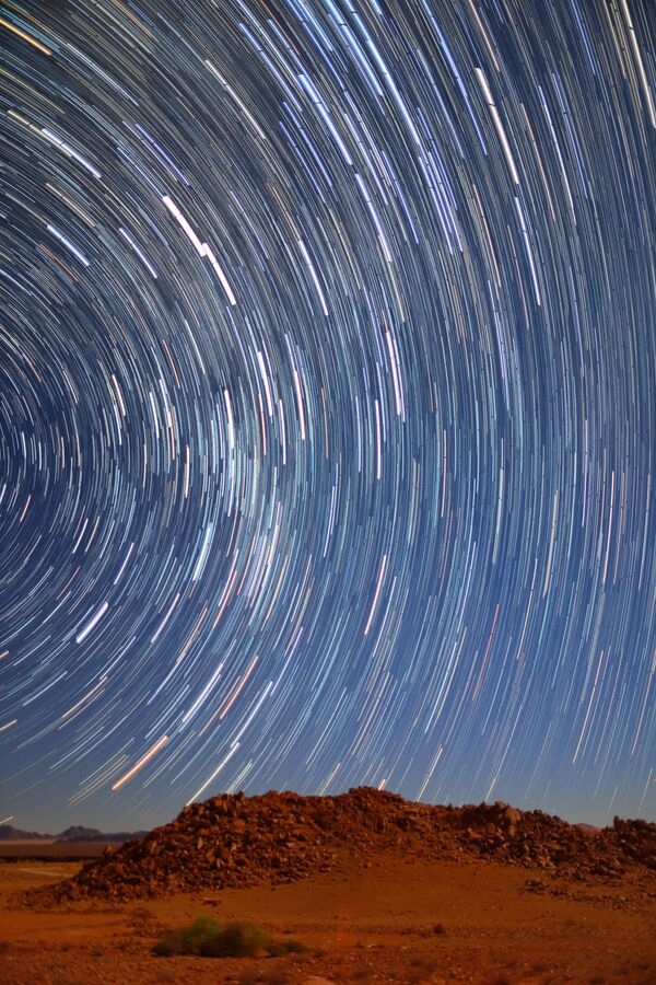 خوشه های ستاره ای، سحابی ها و سایر پدیده های کهکشانی در عکس های برندگان عکاسی نجومی
نینا ژآئو، عکاس از استرالیا   - اسپوتنیک ایران  