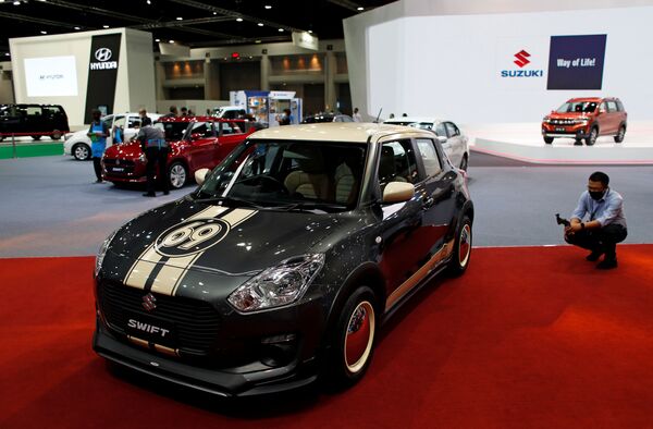 نمایشگاه بین‌المللی خودرو در هنگ‌کنگ
خودرو سوزوکی سوئیفت - اسپوتنیک ایران  