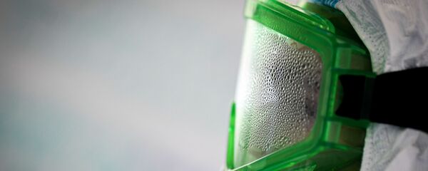 ماسک با قابلیت غیرفعال کردن ویروس کرونا - اسپوتنیک ایران  