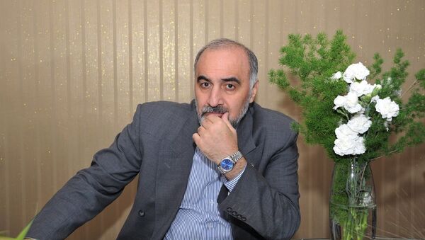 دکتر محمد‌رضا سبزعلی‌پور اقتصاددان برجسته ایرانی و رئیس مرکز تجارت جهانی ایران - اسپوتنیک ایران  