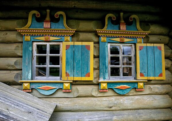 خانه چوبی در محدوده پارک  ملی کنوزرسکی در روستای ماسلگا واقع در استان آرخانگلسک - اسپوتنیک ایران  