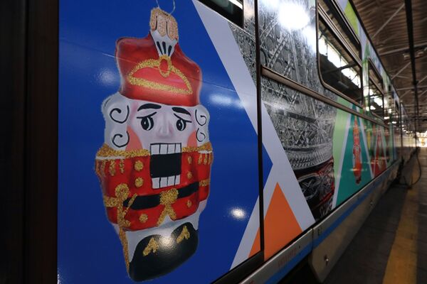  راه اندازی قطار ویژه هنرهای تجسمی روسیه در مترو مسکو - اسپوتنیک ایران  