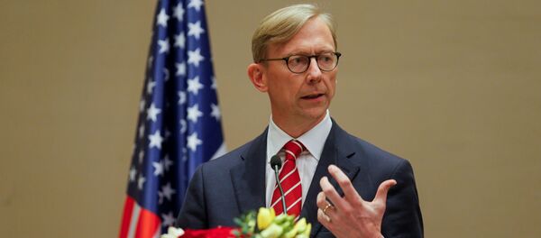 هوک: به یک تحریم جهانی علیه ایران نیاز داریم هوک: به یک تحریم جهانی علیه ایران نیاز داریم - اسپوتنیک ایران