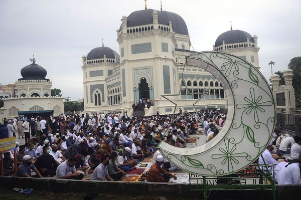 جشن عید قربان در مسجدی در اندونزی - اسپوتنیک ایران  