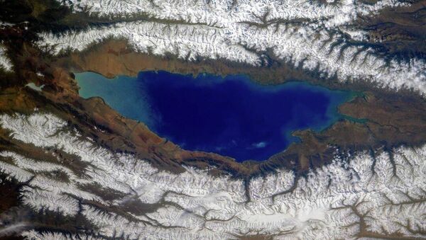 دریاچه اسیک کول در قرقیزستان - اسپوتنیک ایران  