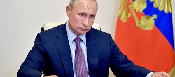 پوتین: یکی از دخترانم واکسن ویروس کرونا تزریق کرده است - اسپوتنیک ایران  