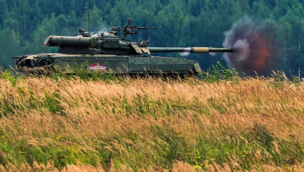 نمایش جنگ‌افزار در نمایشگاه فنی - نظامی«آرمیا2020» روسیه
تانک ت72ب 3 - اسپوتنیک ایران  