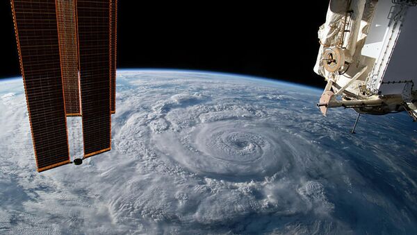 اسرار دنیای فضایی
طوفان ژنویوا در سواحل مکزیکی اقیانوس آرام  - اسپوتنیک ایران  