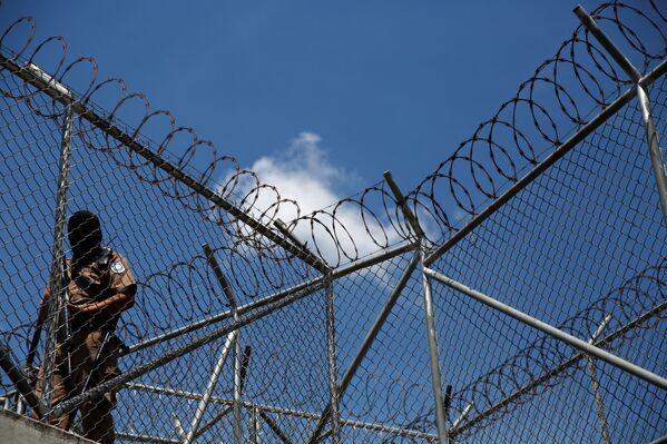 وقتی جا نیست، در زندان‌های السالوادور چه می‌گذرد؟  - اسپوتنیک ایران  