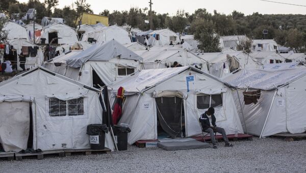 آتش سوزی مهیب در بزرگترین اردوگاه پناهجویان یونان - اسپوتنیک ایران  