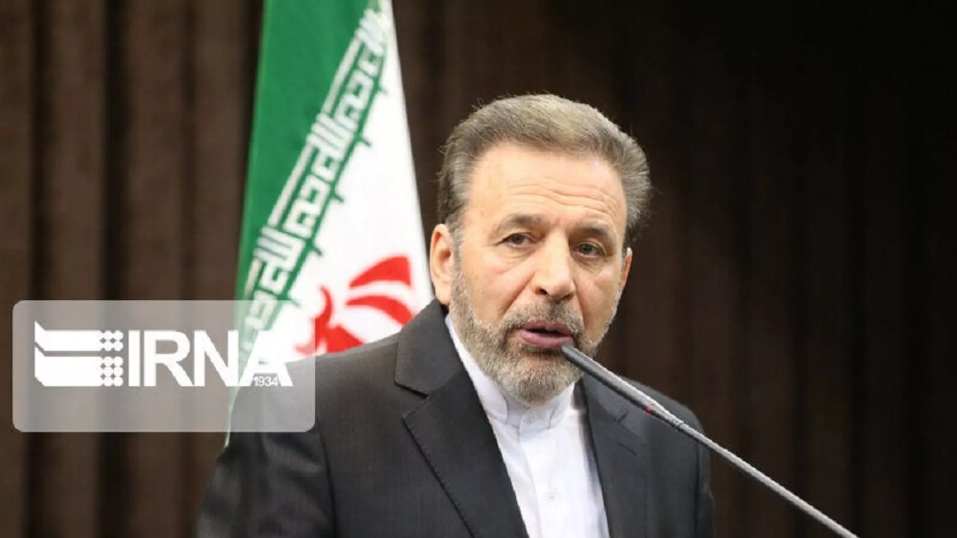 واعظی به اخبار دیدار روحانی و رهبر ایران واکنش نشان داد