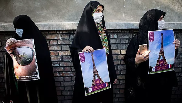 تجمع مقابل سفارت فرانسه در تهران در اعتراض به اهانت شارلی ابدو به پیامبر اسلام 