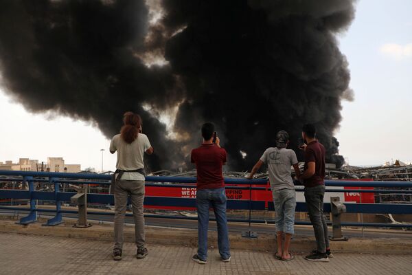 آتش سوزی در بندر بیروت - اسپوتنیک ایران  
