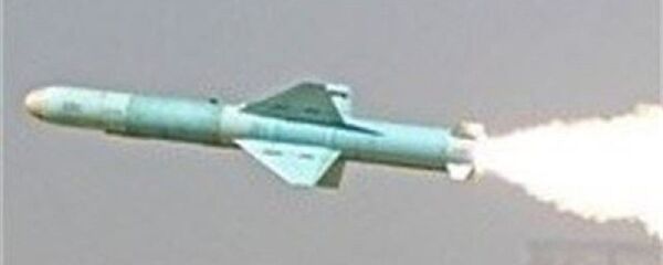 شلیک موشک سطح به سطح «نصر» در رزمایش ذوالفقار ۹۹ - اسپوتنیک ایران  