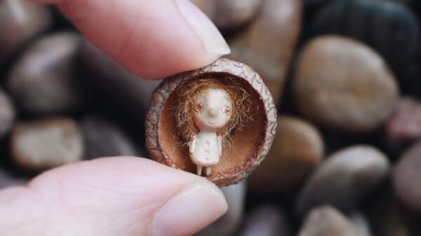 Little doll  in walnut  shell - اسپوتنیک ایران  