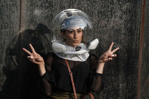 شرکت کننده در نمایش مد در هفته مد نیویورک - اسپوتنیک ایران  