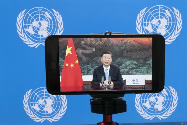 شی جین پینگ رهبر چین در حال سخنرانی در اجلاس مجازی سازمان ملل متحد - اسپوتنیک ایران  