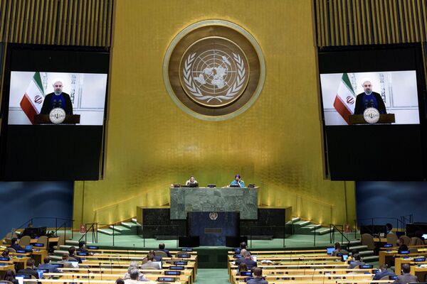 حسن روحانی رئیس جمهور ایران در حال سخنرانی در اجلاس مجازی سازمان ملل متحد - اسپوتنیک ایران  