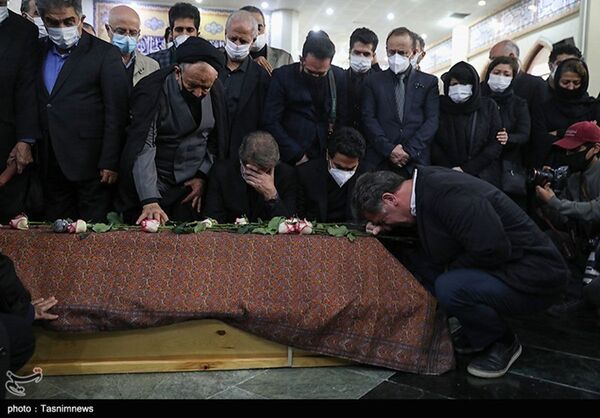 مراسم تشییع پیکر استاد محمدرضا شجریان - اسپوتنیک ایران  