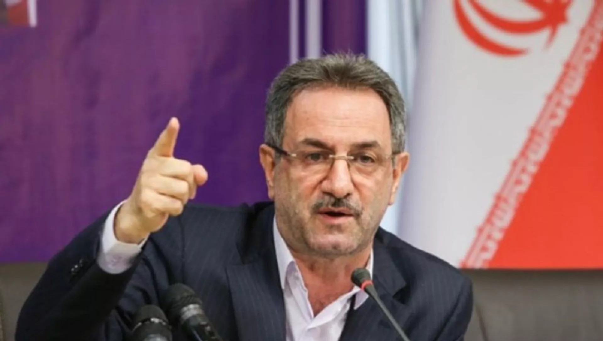 استانداری تهران بر الزام دورکاری 70 درصدی کارکنان تاکید کرد استانداری تهران بر الزام دورکاری 70 درصدی کارکنان تاکید کرد