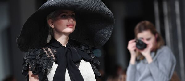 هفته مد مرسدس بزن در مسکو - اسپوتنیک ایران  