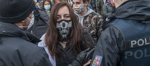 ادامه تاخت و تاز کرونا در جهان: تعداد مبتلایان از 45 میلیون نفر نیز بیشتر شد ادامه تاخت و تاز کرونا در جهان: تعداد مبتلایان از 45 میلیون نفر نیز بیشتر شد - اسپوتنیک ایران