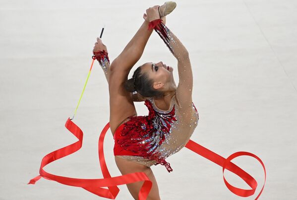 آرینا آورینا ورزشکار روس در مسابقات ژیمناستیک هنری در روسیه - اسپوتنیک ایران  