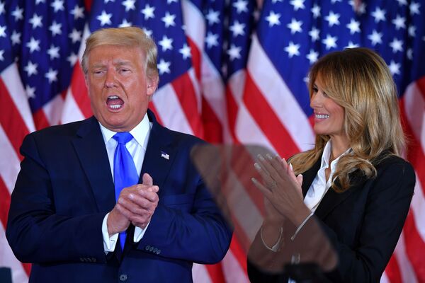 دونالد ترامپ و همسرش در کاخ سفید  - اسپوتنیک ایران  