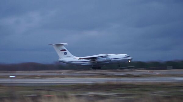 هواپیماهای روسی مهندسین نظامی را به قره باغ منتقل می‌کنند - اسپوتنیک ایران  