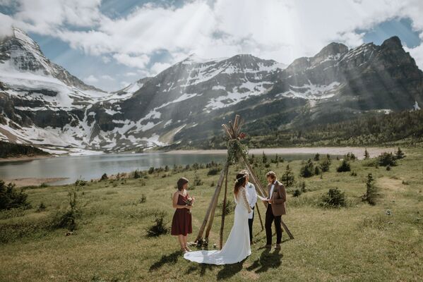 مسابقه عکاس بین المللی عروسی سال
عکاس، استروبل و اوان سیکالوک از کانادا - اسپوتنیک ایران  