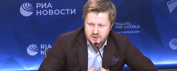 ایوان زاخاروف: تحریم ها بخشی از سیاست دراز مدت بازدارندگی آمریکا علیه ایران و روسیه است ایوان زاخاروف: تحریم ها بخشی از سیاست دراز مدت بازدارندگی آمریکا علیه ایران و روسیه است - اسپوتنیک ایران