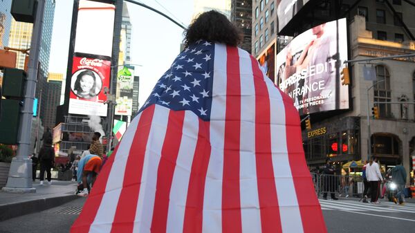ماجرای برافراشته شدن پرچم آمریکا در خیابان طالقانی چیست؟+ویدیو - اسپوتنیک ایران  