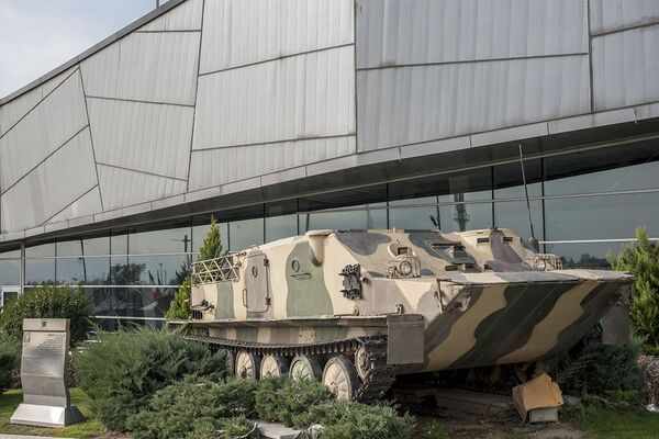 در تهران با سر زدن به موزه دفاع مقدس می توان تانک های روسی را نیز مشاهده نمود - اسپوتنیک ایران  