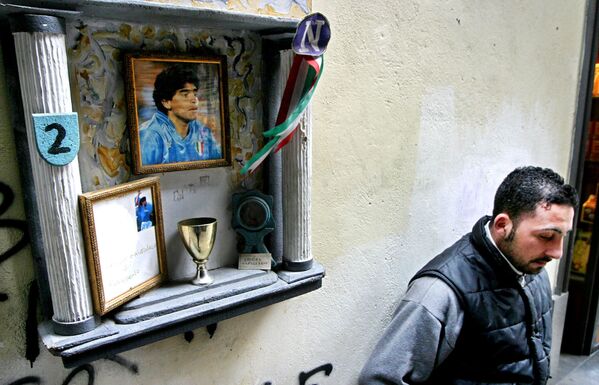 تصویر مارادونا در ناپل ایتالیا - اسپوتنیک ایران  