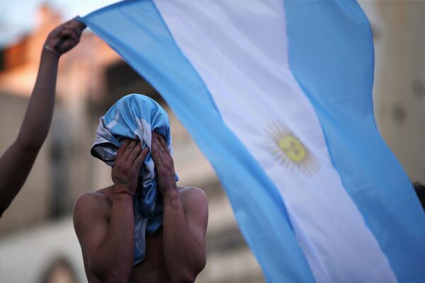آرژانتین غرق در غم از دست دادن مارادونا - اسپوتنیک ایران  