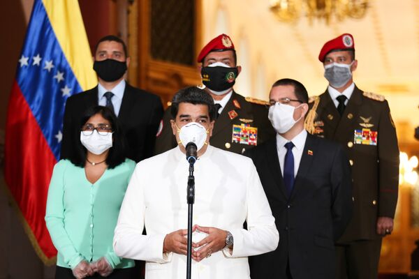 نیکلاس مادورو رئیس جمهور ونزوئلا در برنامه تلویزیونی در کاراکاس - اسپوتنیک ایران  