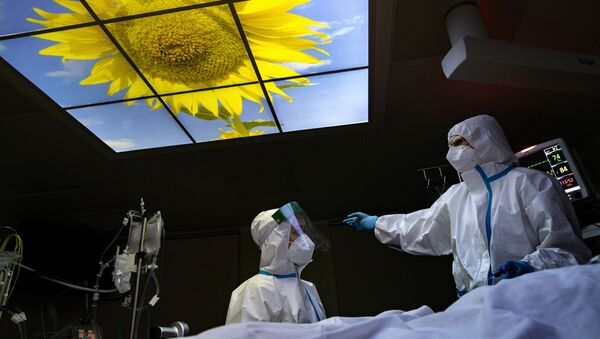پزشکان کلینیک مایو آمریکا علائم پیش از تظاهرات تنفسی ویروس کرونا را شناسایی کرده اند. - اسپوتنیک ایران  