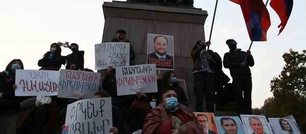 اپوزیسیون ارمنستان از اعتصاب عمومی در کل کشور خبر داد اپوزیسیون ارمنستان از اعتصاب عمومی در کل کشور خبر داد - اسپوتنیک ایران