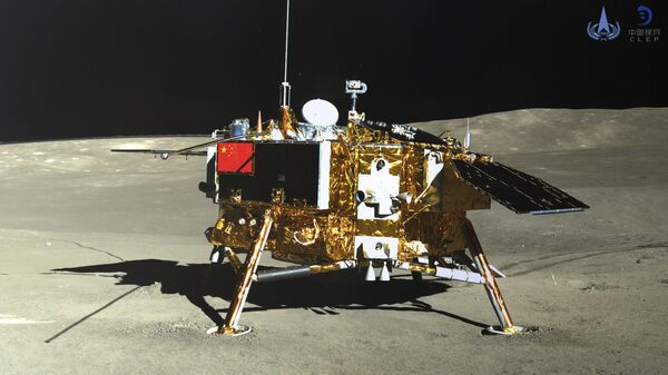 کاوشگر چین نمونه های خاک کره ماه را به زمین آورد - اسپوتنیک ایران  