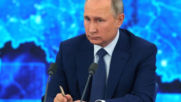 پوتین: روسیه و ایران در زمینه‌های مختلف و از جمله تجهیرات نظامی همکاری دارند - اسپوتنیک ایران  