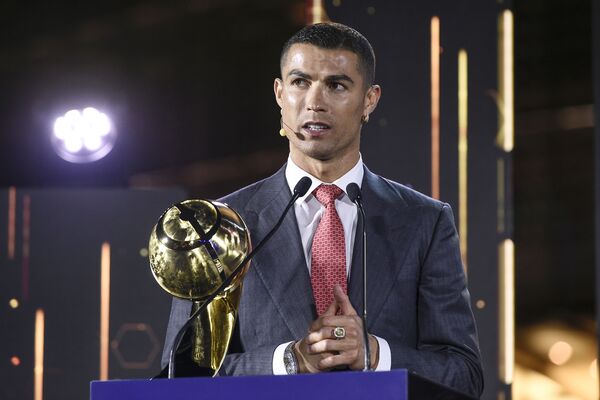 کریستیانو رونالدو  در مراسم جایزه Globe Soccer Awards - اسپوتنیک ایران  