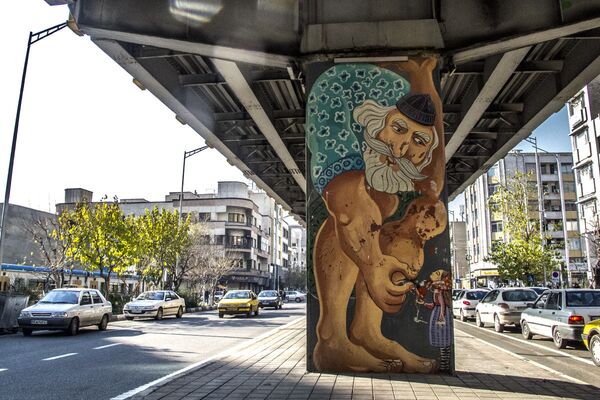 گرافیتی پهلوانان ایرانی زیر پل کالج تهران  - اسپوتنیک ایران  