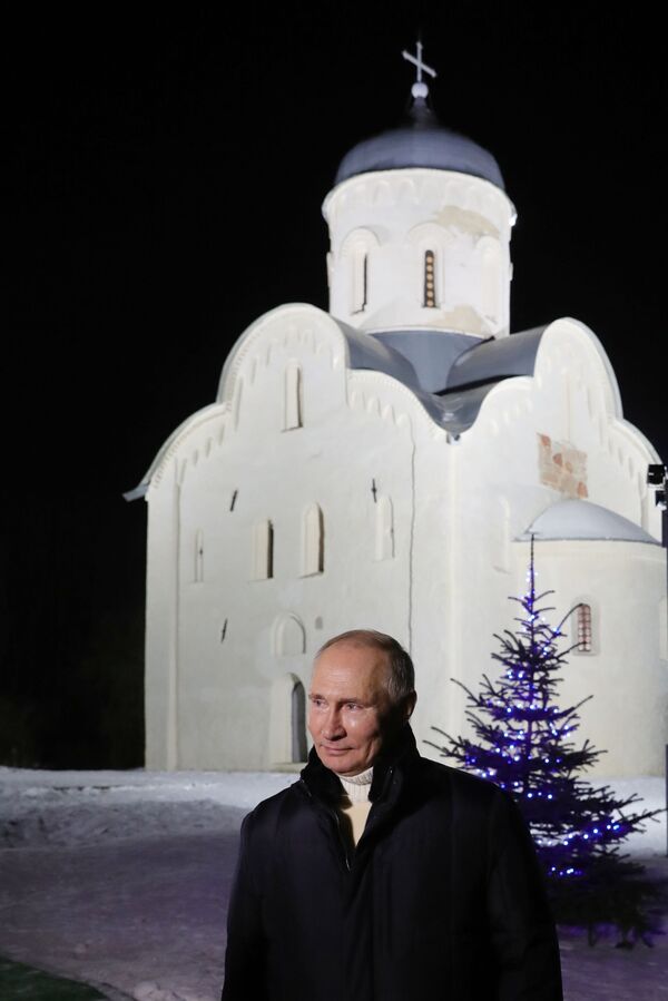 ولادیمیر پوتین رئیس جمهورر روسیه پس از مراسم جشن کریسمس - اسپوتنیک ایران  