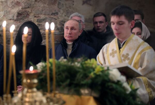 ولادیمیر پوتین رئیس جمهورر روسیه در مراسم جشن کریسمس - اسپوتنیک ایران  