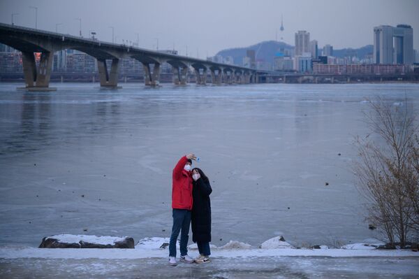 رودخانه هان کره جنوبی یخ زد 
سئول - اسپوتنیک ایران  