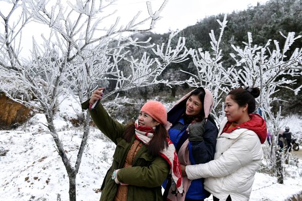 شادی برف در ویتنام  - اسپوتنیک ایران  