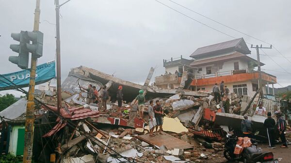 تعداد قربانیان زلزله در اندونزی به 162 نفر رسید - اسپوتنیک ایران  